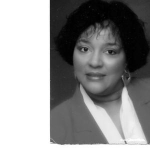 Meet your Posher, Regina